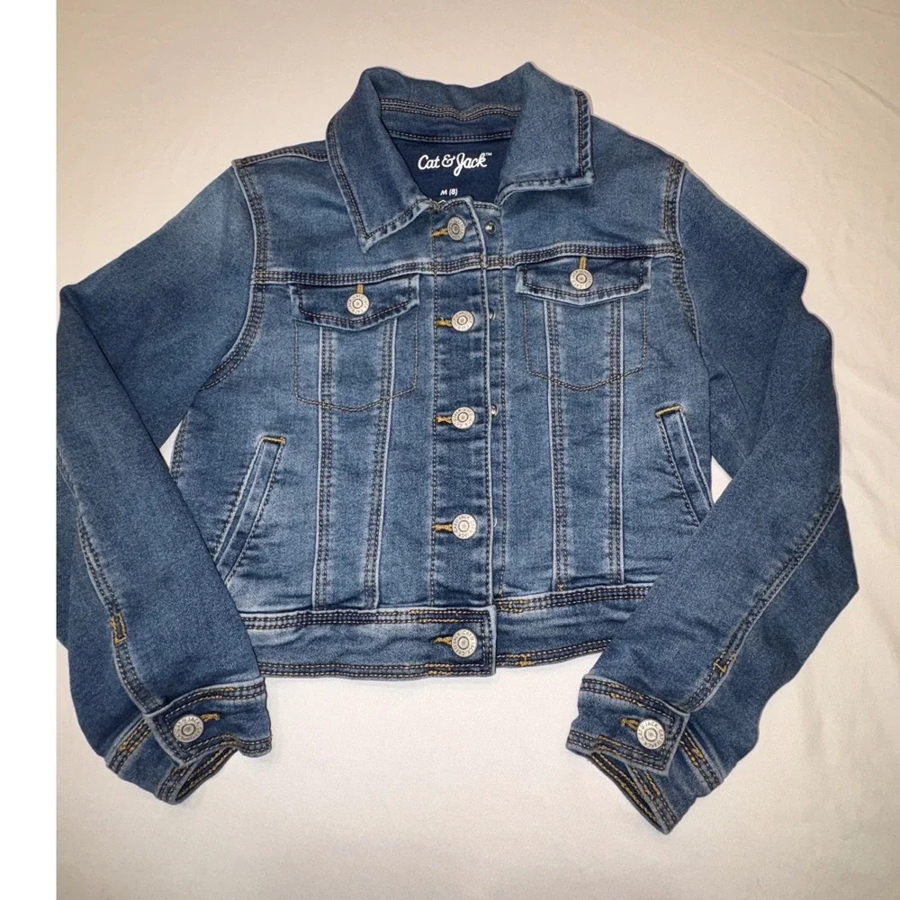 Cat & Jack Kids Medium Wash Denim Trucker Jacket Size M 8 Blue Stretch Jean Coat